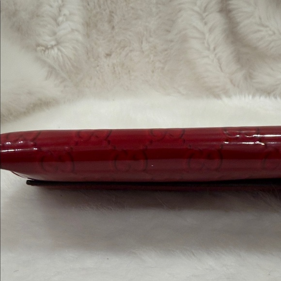 Gucci red patent leather wallet heart closure - Picture 8 of 16